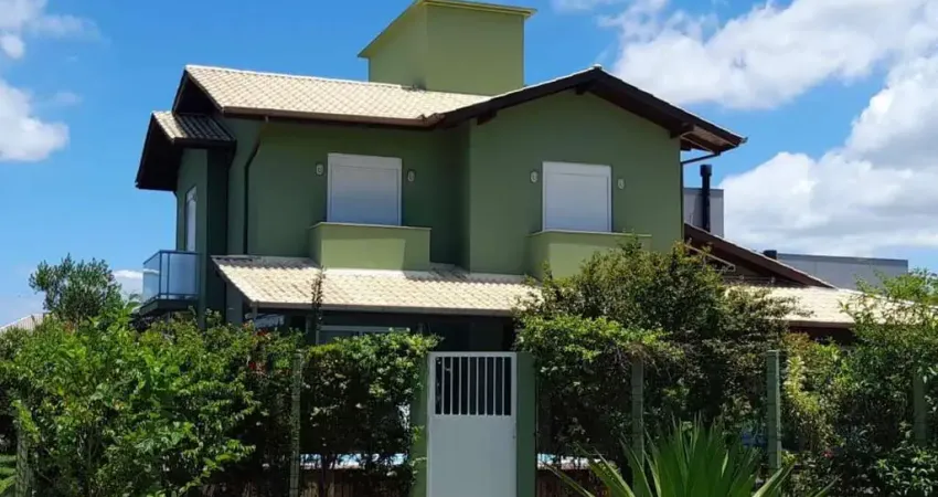 Casa com 4 quartos à venda na Travessa Travessa da Liberdade, 457, Campeche, Florianópolis
