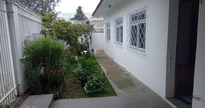Casa Térrea com 4 dorms, próx. Igreja S. Cristóvão