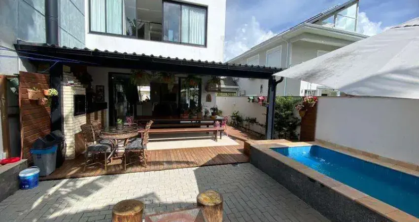 Casa com 3 quartos à venda na Rua da Escova de Garrafa, 541, Cachoeira do Bom Jesus, Florianópolis