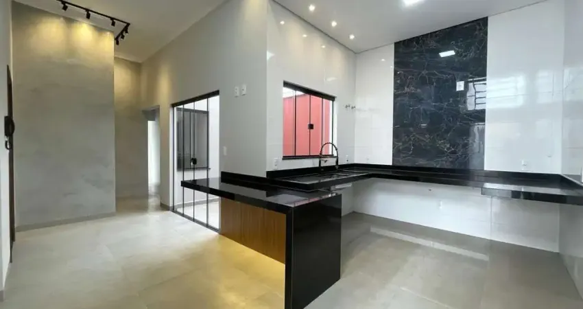 Casa para Venda em Pirassununga, Vila Braz, 3 dormitórios, 1 suíte, 3 banheiros, 3 vagas