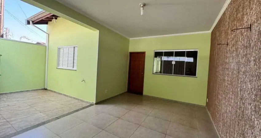 Casa para Locação em Pirassununga, Vila Brasil, 2 dormitórios, 1 banheiro, 1 vaga