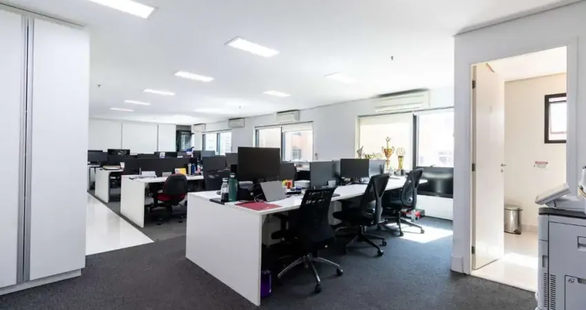 Conjunto comercial para venda e locação em pinheiros, 240m²