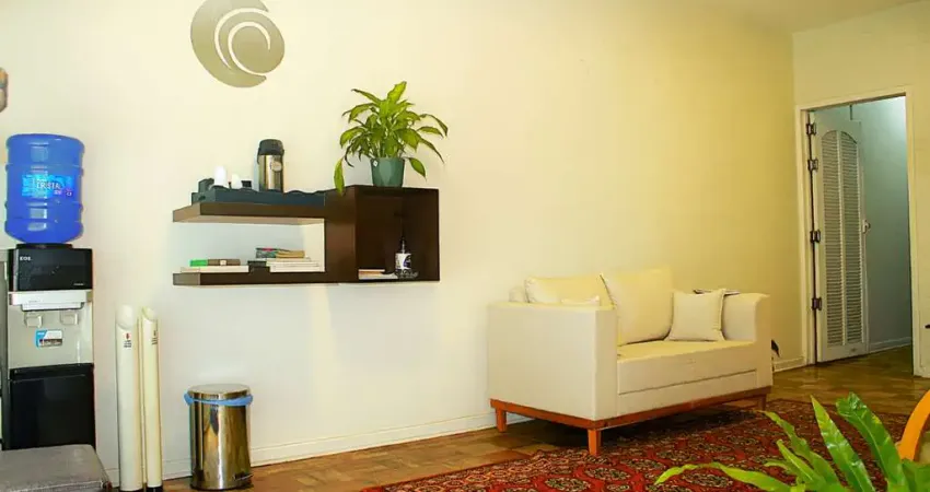 Casa comercial à venda na Rua Havaí, Sumaré, São Paulo