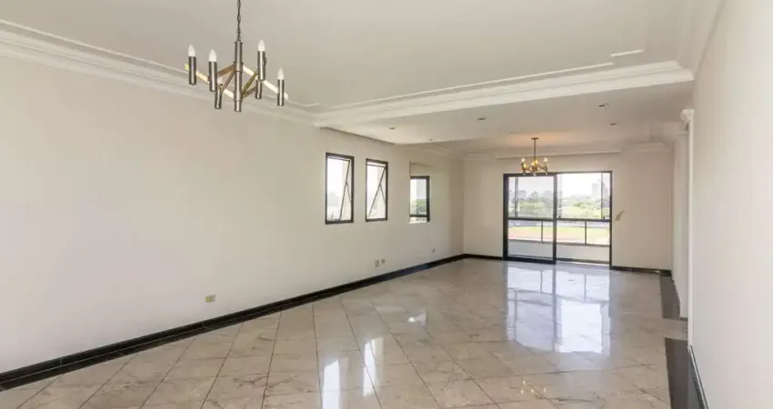 Apartamento para venda em Moema com 3 quartos, sendo 3 suítes , 249m²