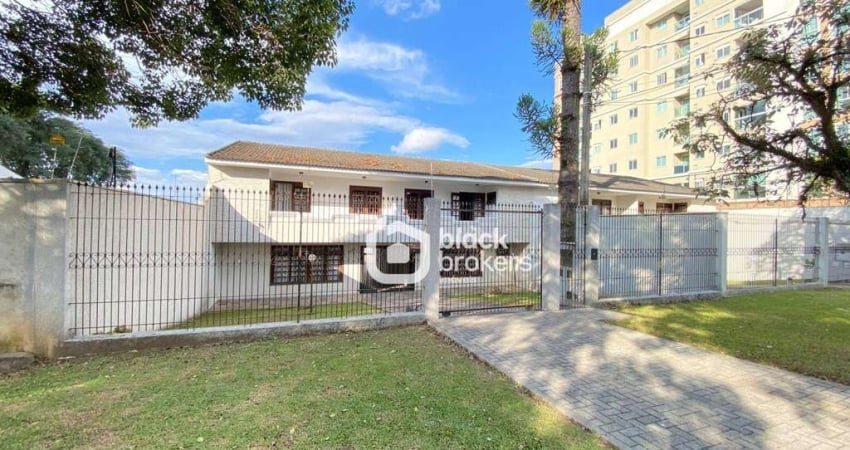 Sobrado 3 Quartos Amplo Terreno  à Venda, 155 m² por R$ 850.000 - Guabirotuba - Curitiba/PR