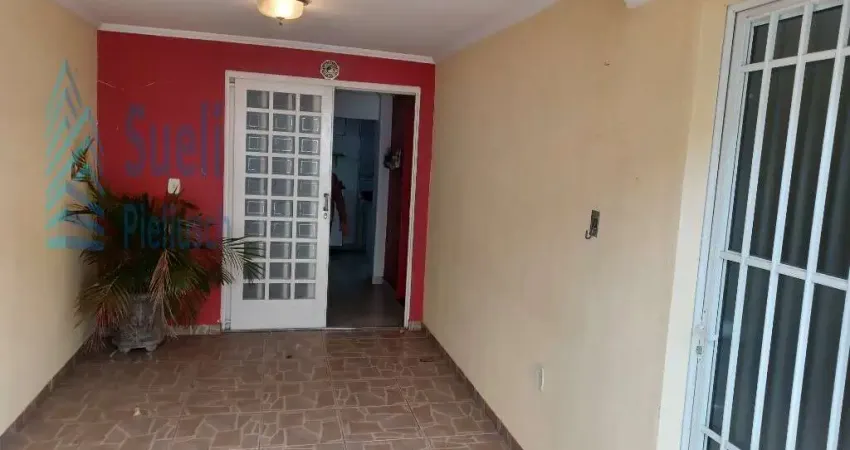 Sobrado na Vila Teixeira-3 dormitórios com varanda-próximo de escola e comercio-reformado-rua tranquila e bem localizado-valor R$ 430.000,00 agende..