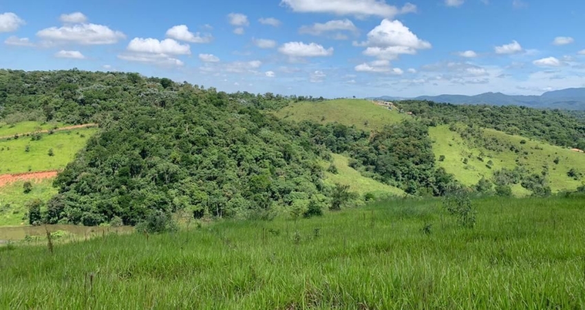 Vende-se lote com excelente topografia