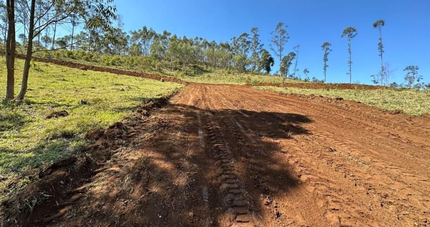 Vendo lotes de 600m² direto com proprietário em residencial de chácaras