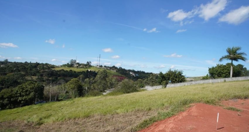 Vende-se terreno com ótima localização prox ao centro
