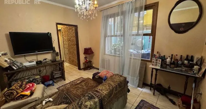 Apartamento à venda na cidade baixa: 71m² com 3 dormitórios/quartos disponíveis.