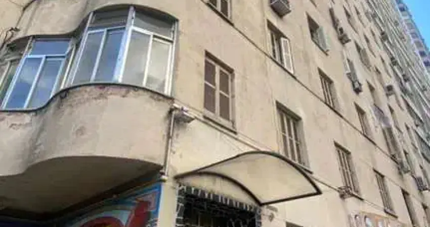 Apartamentо à venda no centro histórico com 92 m² e 3 dormitórios/quartos disponíveis!