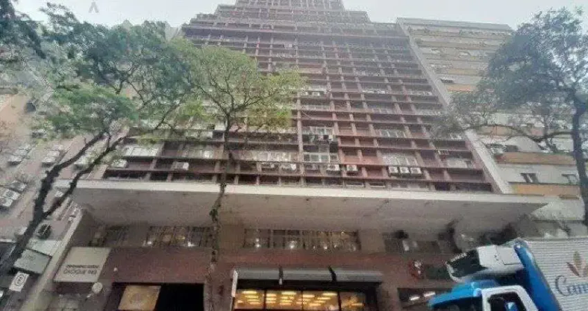 Apartamento para alugar com 1 dormitório no centro histórico - 28 m² disponíveis