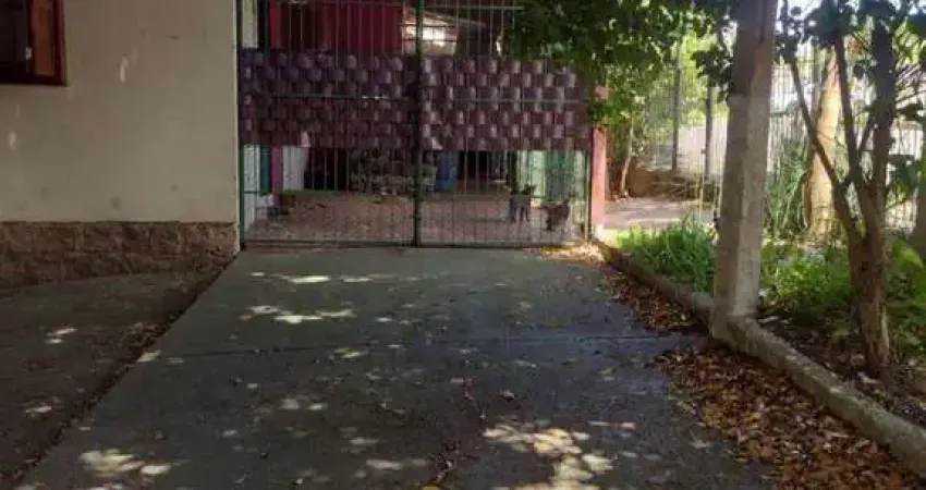 Casa residencial à venda no bairro cristal com 70 m² e 2 dormitórios/quartos.