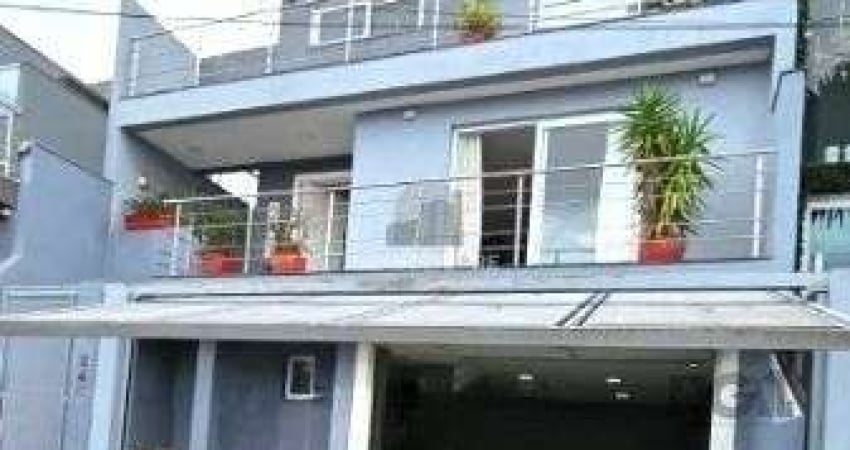 Casa sobrado no Condomínio Verdes Campos 4 dormitórios 4 vagas