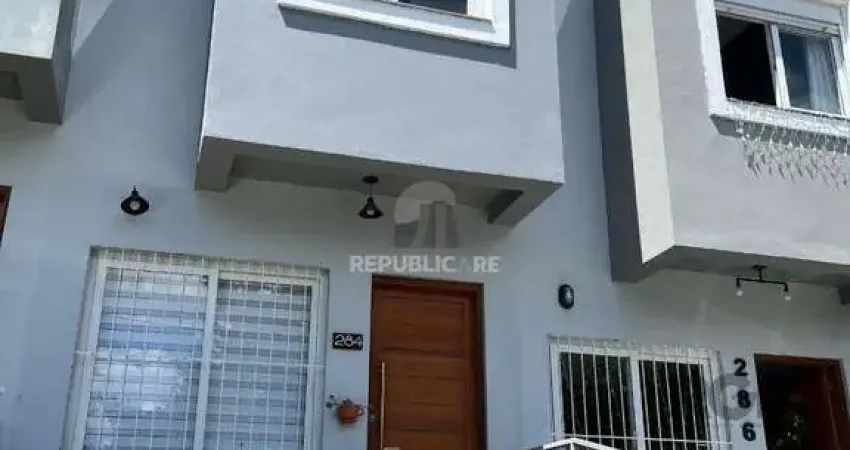 Sobrado 3 dormitórios à venda Guarujá Porto Alegre/RS