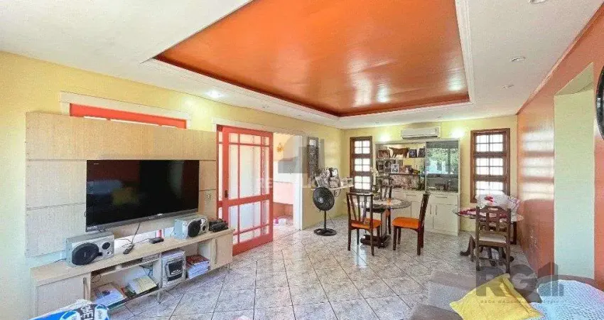 Casa residencial à venda no bairro teresópolis, com 235 m² e 3 dormitórios/quartos.