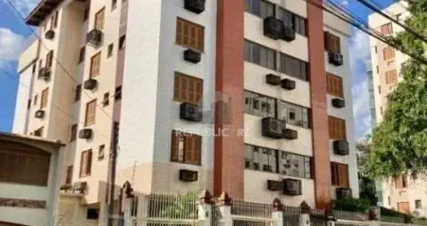 Excelente cobertura, 03 dorm com suite, churrasqueira, piscina e vista.
