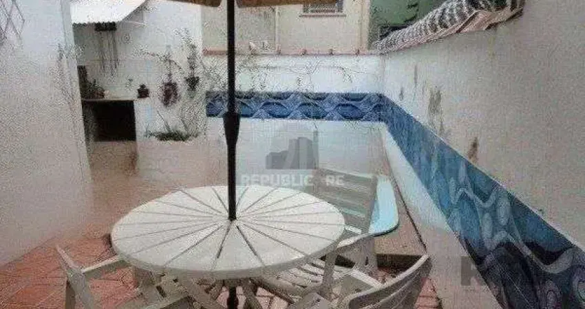 Casa 3 dormitórios à venda Petrópolis Porto Alegre/RS