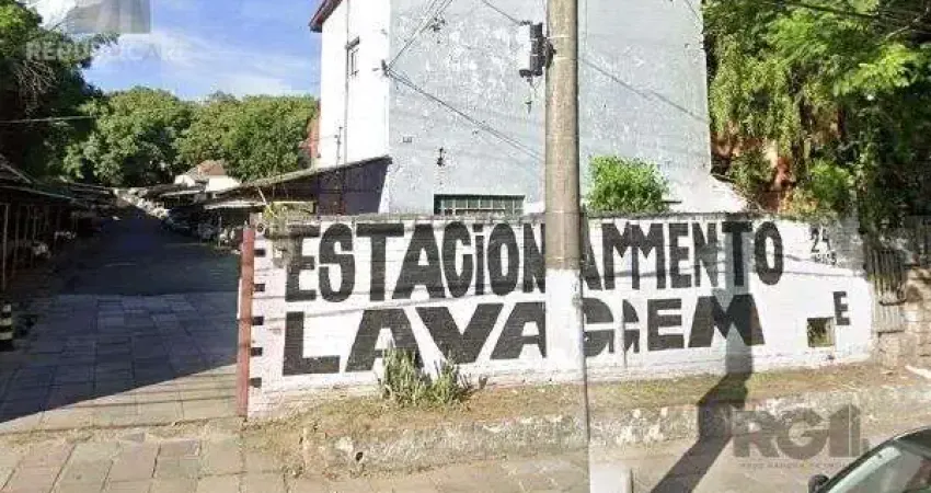 Terreno à venda no bairro partenon com área disponível para construção.