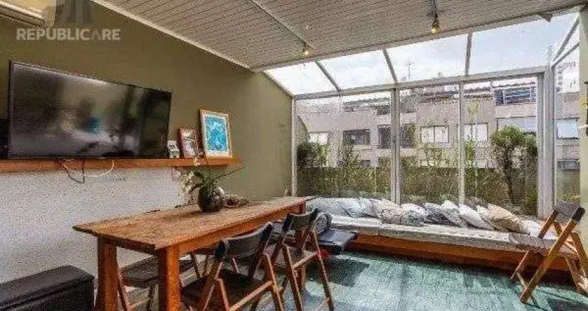 Cobertura à venda no bairro auxiliadora com 150m² e 3 dormitórios/quartos disponíveis.