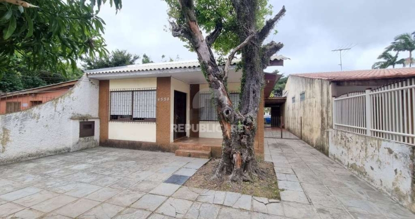 Casa com 3 dormitórios, 200 m² - venda por R$ 600.000,00 ou aluguel por R$ 1.400