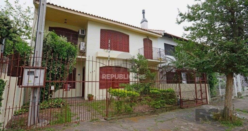 Casa 5 dormitórios à venda Partenon Porto Alegre/RS