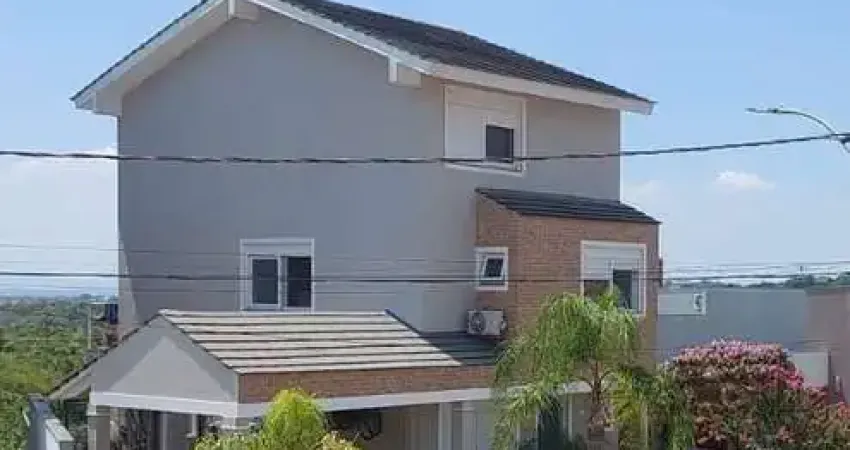 Casa de condomínio à venda no bairro Mário Quintana com 3 dormitórios/quartos e 168 m²
