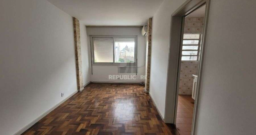 VENDA 1 dormitório na Rua da República, andar alto, vista, ensolarado