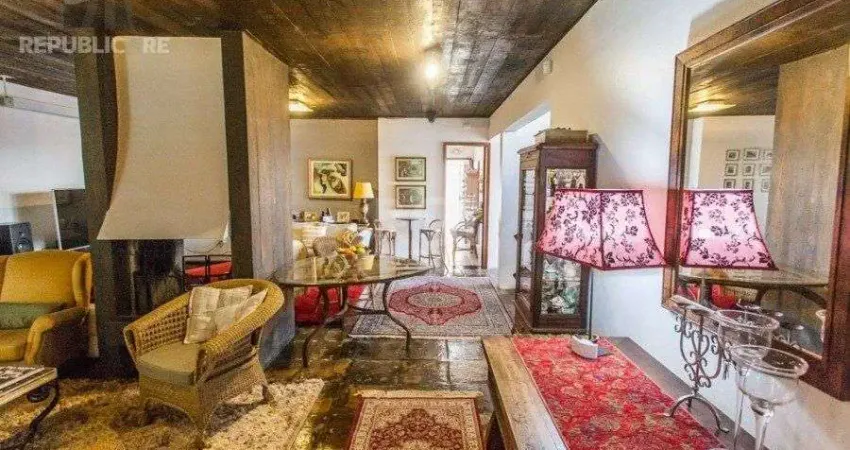 Casa residencial à venda no bairro cristal com 400 m² e 3 dormitórios/quartos.