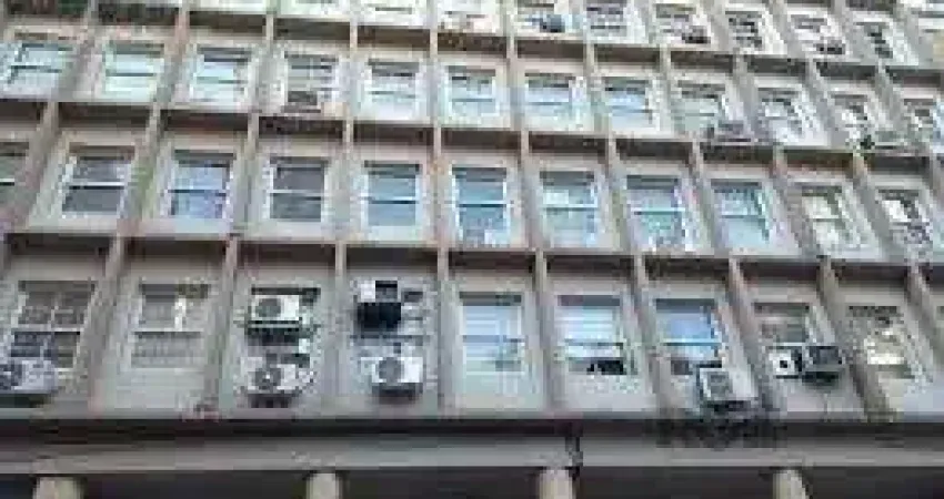 Escritório à venda no centro histórico com 37 m² de área útil disponível