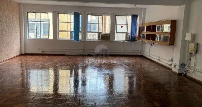Excelente sala comercial com 89,26 m2 na Galeria do Rosário, Centro Histórico