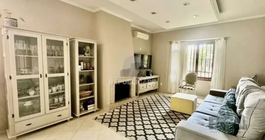 Casa com 3 quartos à venda na Rua Balthazar Hahn, 85, Ipanema, Porto Alegre