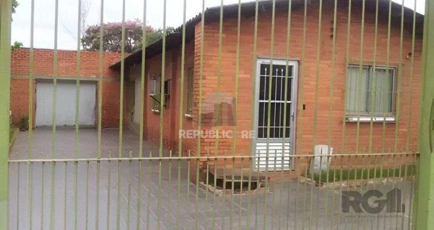 Casa com 3 quartos à venda na Avenida Bernardino Silveira de Amorim, 345, Sarandi, Porto Alegre