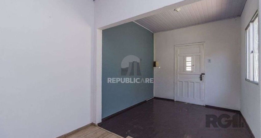 Casa com 5 quartos à venda na Avenida Toledo Piza, 730, Sarandi, Porto Alegre