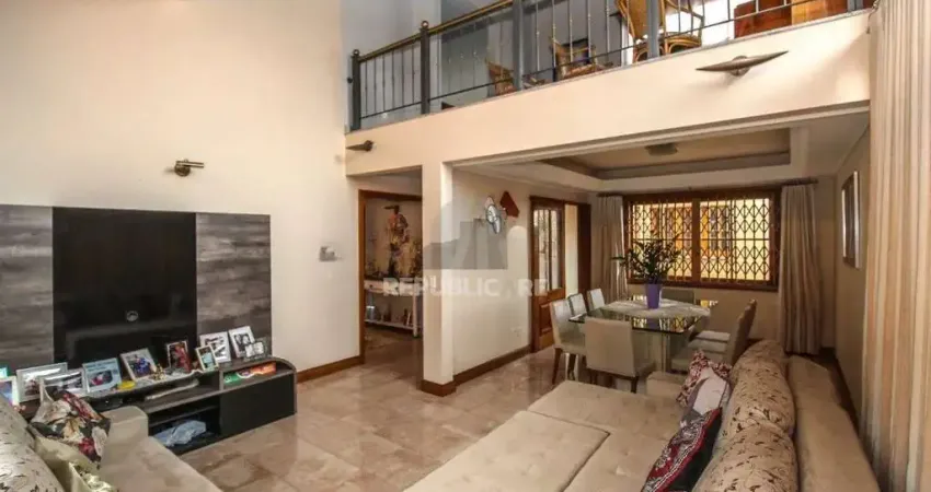 Casa 612m² - 3 suíte, 8 vagas no bairro Medianeira