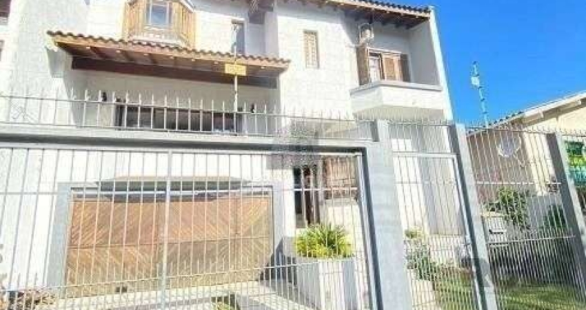 Excelente casa de 300m² com 4 dormitórios no bairro Sarandi.