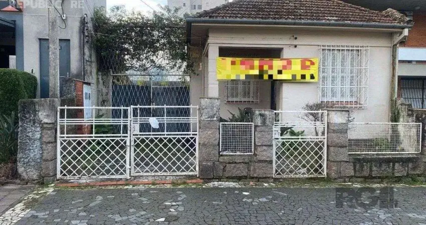 Casa residencial à venda no bairro azenha com 560 m² e 3 dormitórios/quartos.