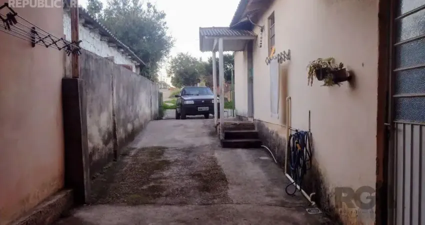 Casa residencial à venda no bairro Vila Nova com 128 m² e 1 dormitório/quarto.