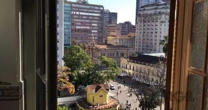 Escritório à venda no centro histórico com 42m² de área útil disponível