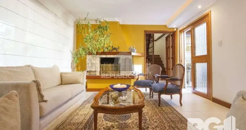 Casa 3 dormitórios à venda Chácara das Pedras Porto Alegre/RS