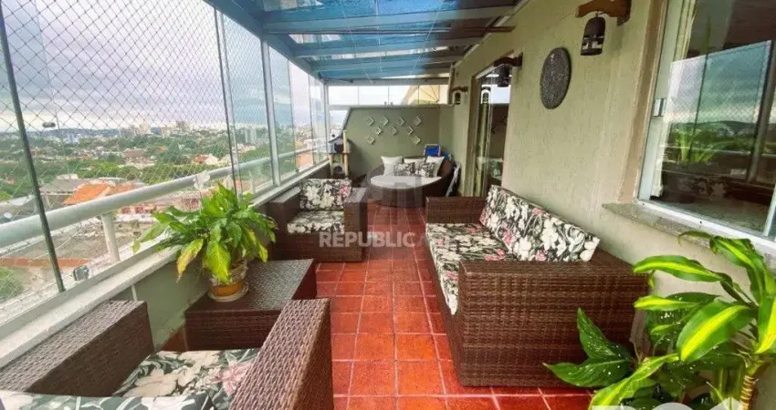 Cobertura de 2 dormitórios com terraço e vista panorâmica.