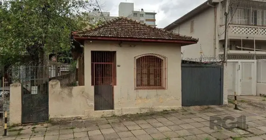 Casa residencial à venda no bairro menino deus com 3 dormitórios e 200 m² de área.