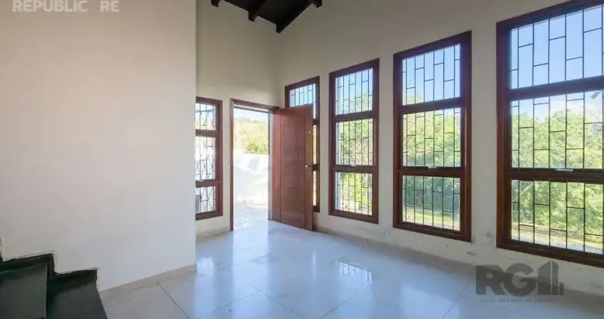 Casa residencial à venda no bairro Espírito Santo com 99 m² e 3 dormitórios/quartos.