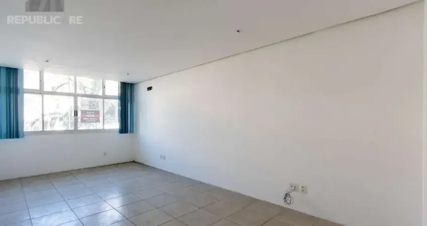 Escritório à venda no bairro cidade baixa com área útil de 27 m² disponível.