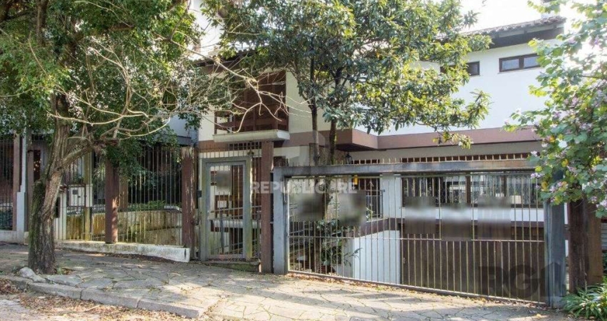 Casa para Venda - 361.95m², 4 dormitórios, sendo 2 suites, 3 vagas - Nonoai