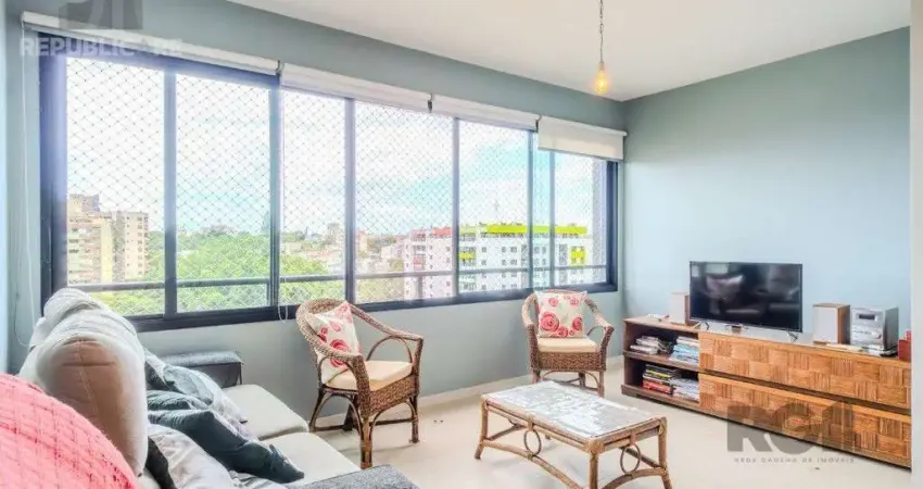 Cobertura à venda com 145m² e 3 dormitórios no bairro tristeza