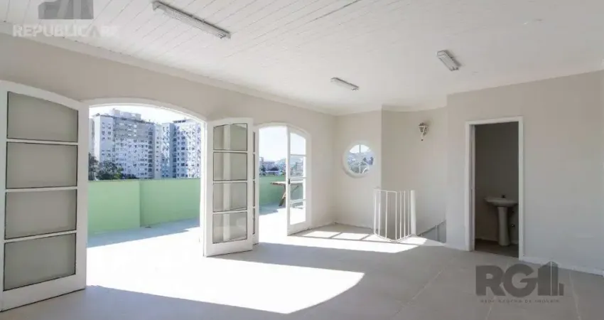 Cobertura à venda no bairro cristal com 190m² e 2 dormitórios/quartos disponíveis
