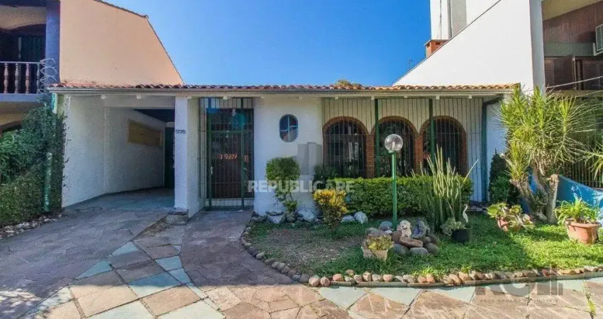 Casa com 3 quartos à venda na Rua Jaguari, 878, Cristal, Porto Alegre