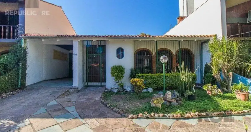 Casa residencial à venda com 200 m² e 3 dormitórios localizados no bairro cristal.