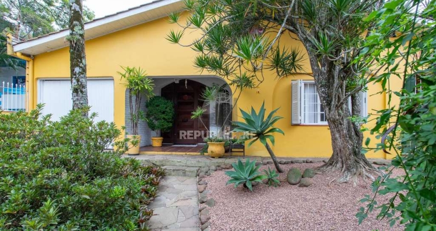 Casa 5 dormitórios à venda Vila Assunção Porto Alegre/RS